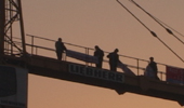 고공농성 7일, 지상으로...