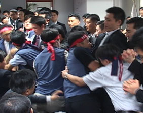 "구본홍 사장 절대 안 돼"