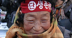 사람 냄새 물씬 풍기던 시장은 사라지고 남은 건 경쟁뿐