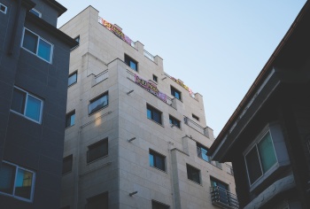 부동산 법인, 주택임대업에 뛰어들다